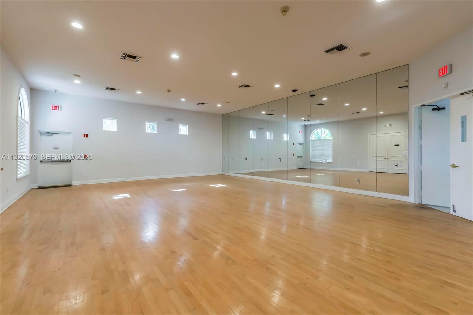 7665 NW 19th Ct Pembroke Pines, FL 33024