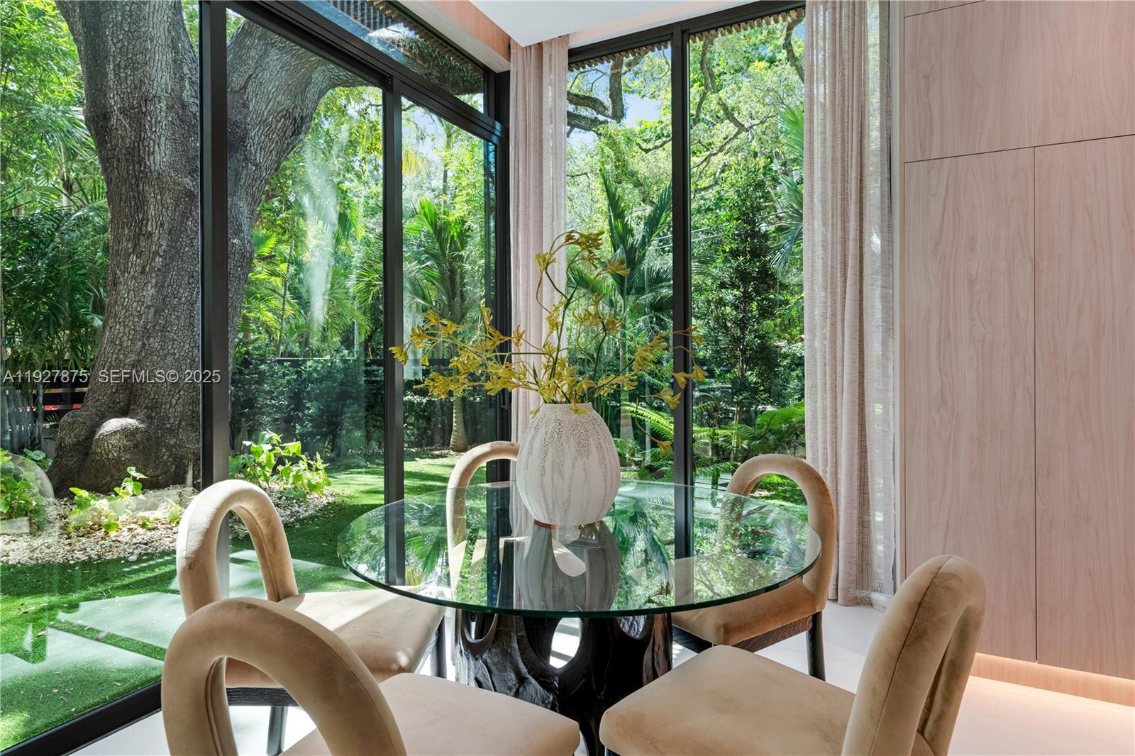 2800 Calusa St Miami, FL 33133