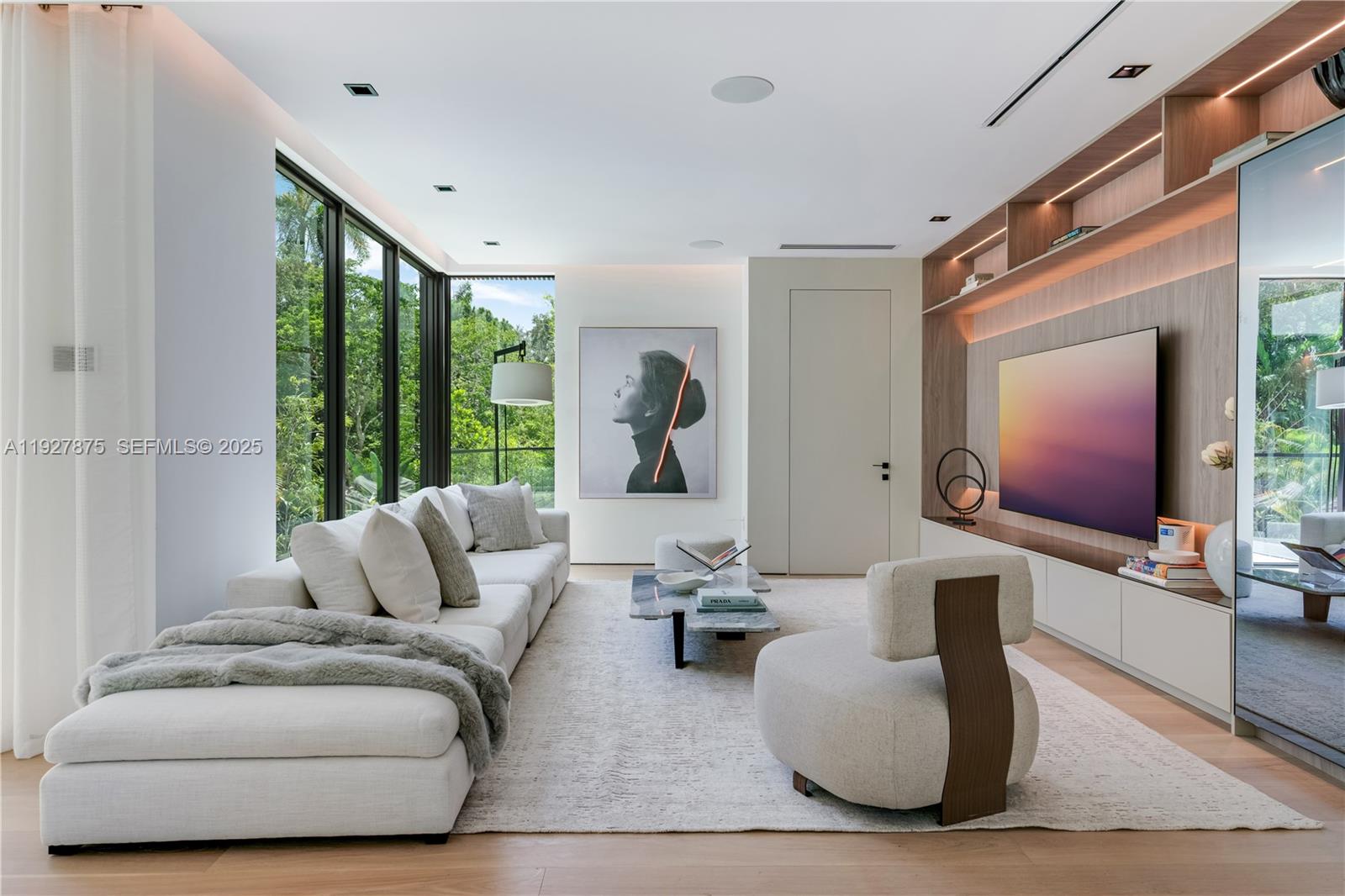 2800 Calusa St Miami, FL 33133