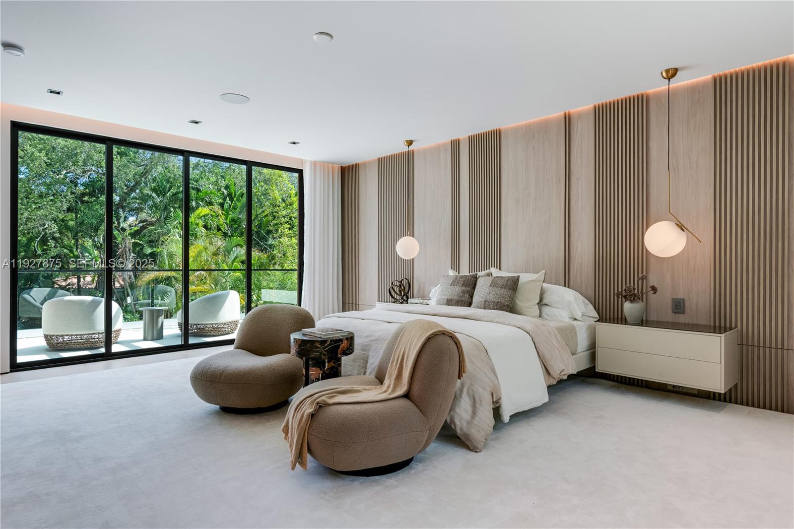 2800 Calusa St Miami, FL 33133