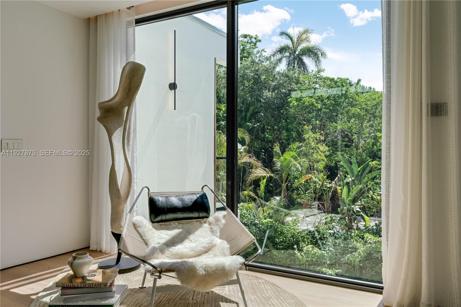 2800 Calusa St Miami, FL 33133