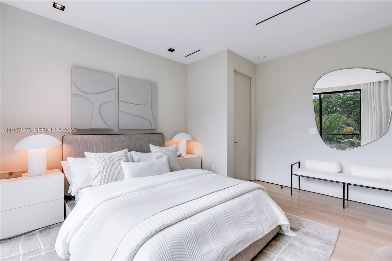 2800 Calusa St Miami, FL 33133