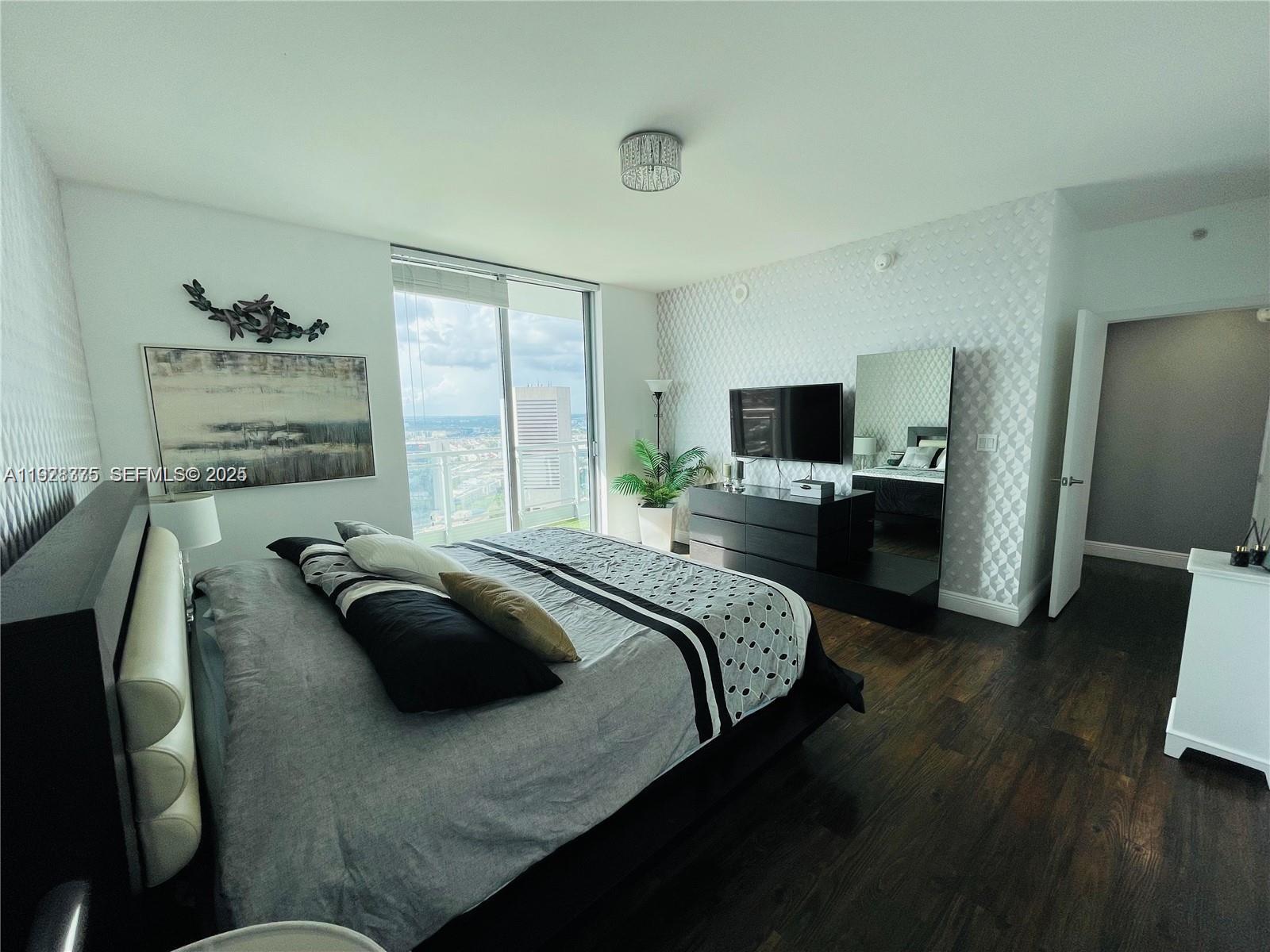 image The Ivy at Riverfront20