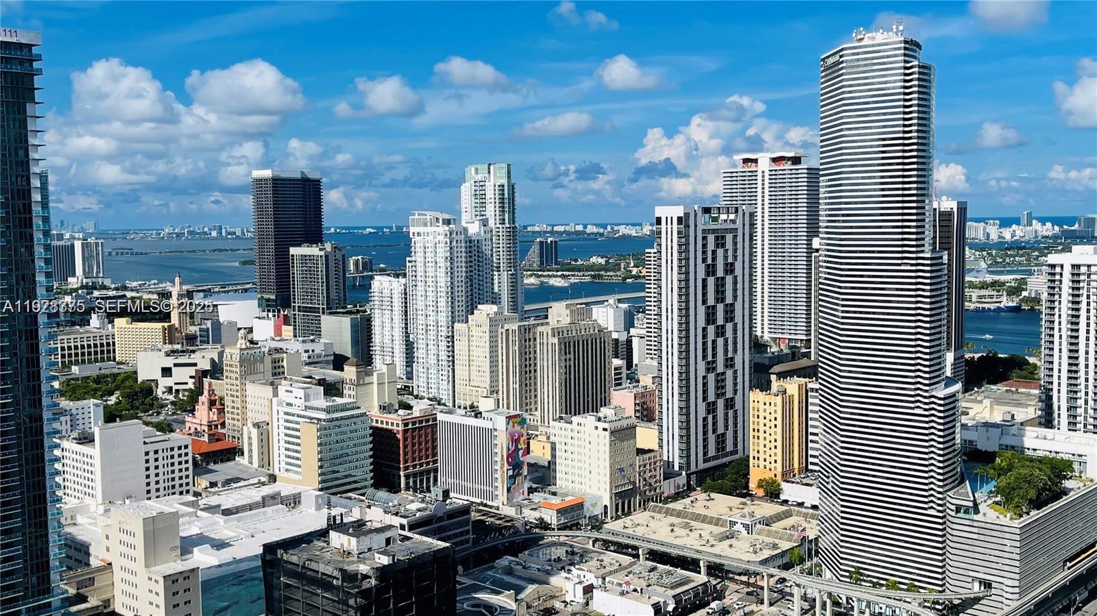 image The Ivy at Riverfront26