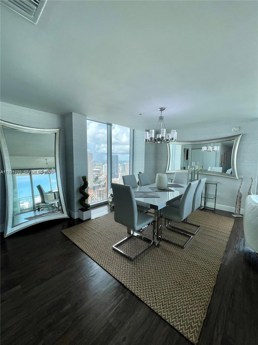 image The Ivy at Riverfront6