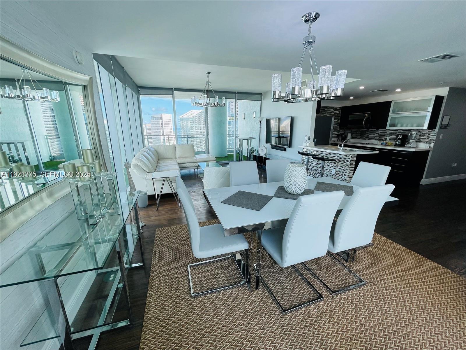 image The Ivy at Riverfront8