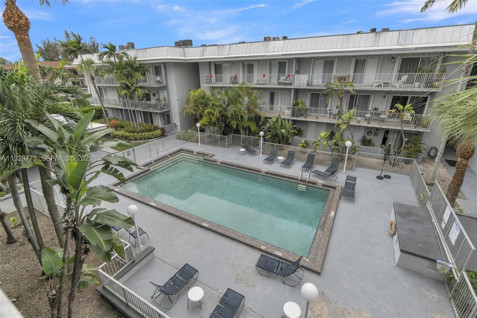 7401 SW 82nd St #301S Miami, FL 33143