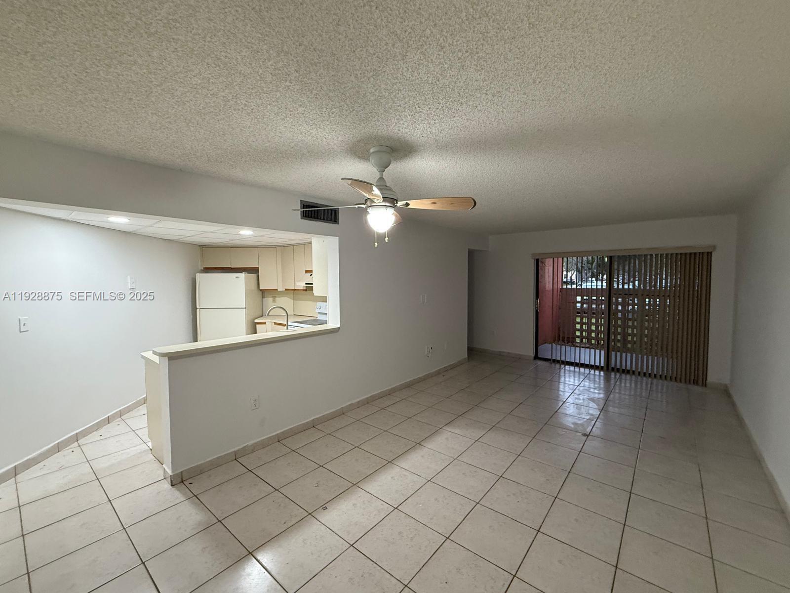 10257 NW 9th St Cir #112-10 Miami, FL 33172