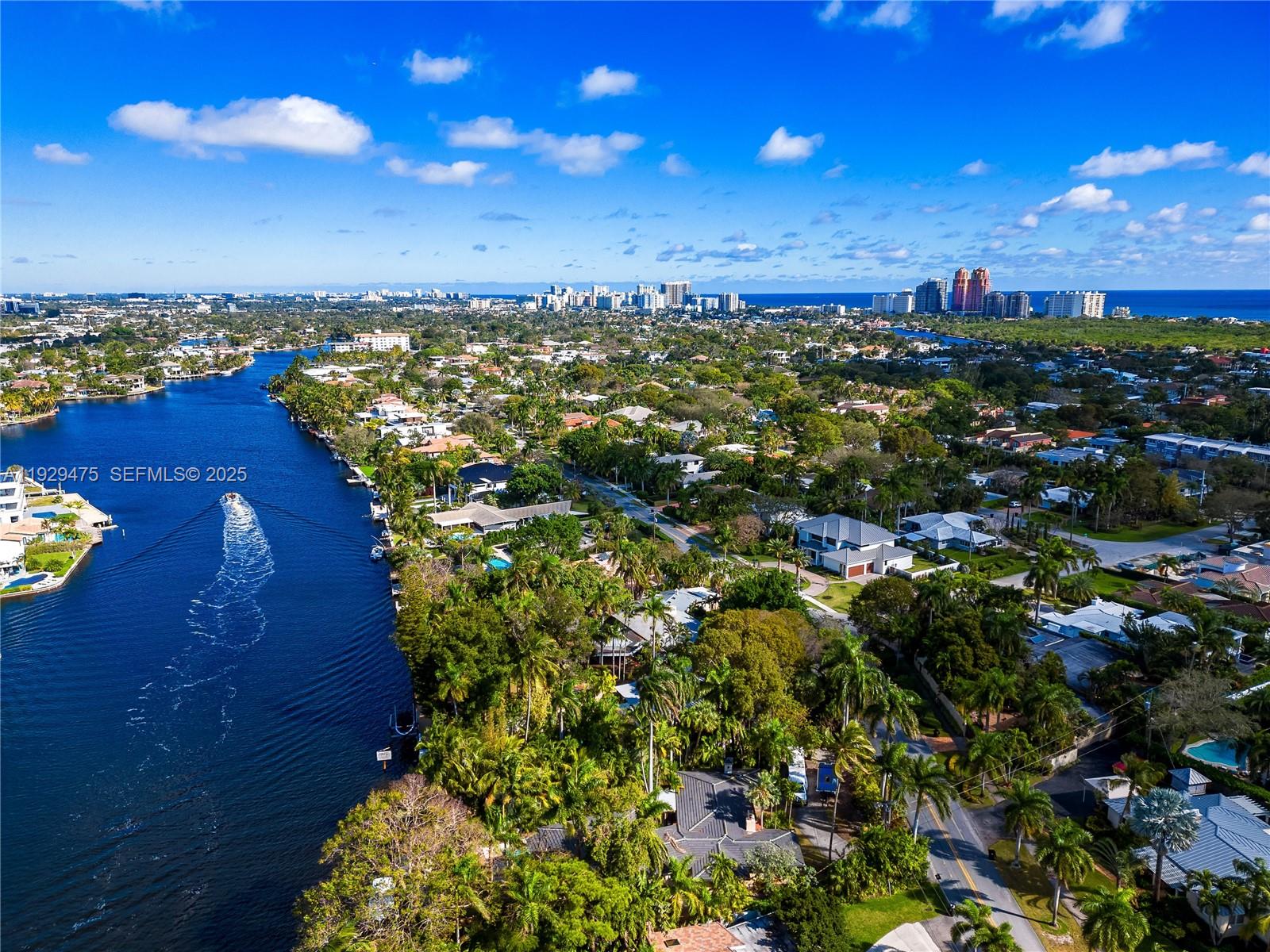 1349 Middle Riv Dr Fort Lauderdale, FL 33308