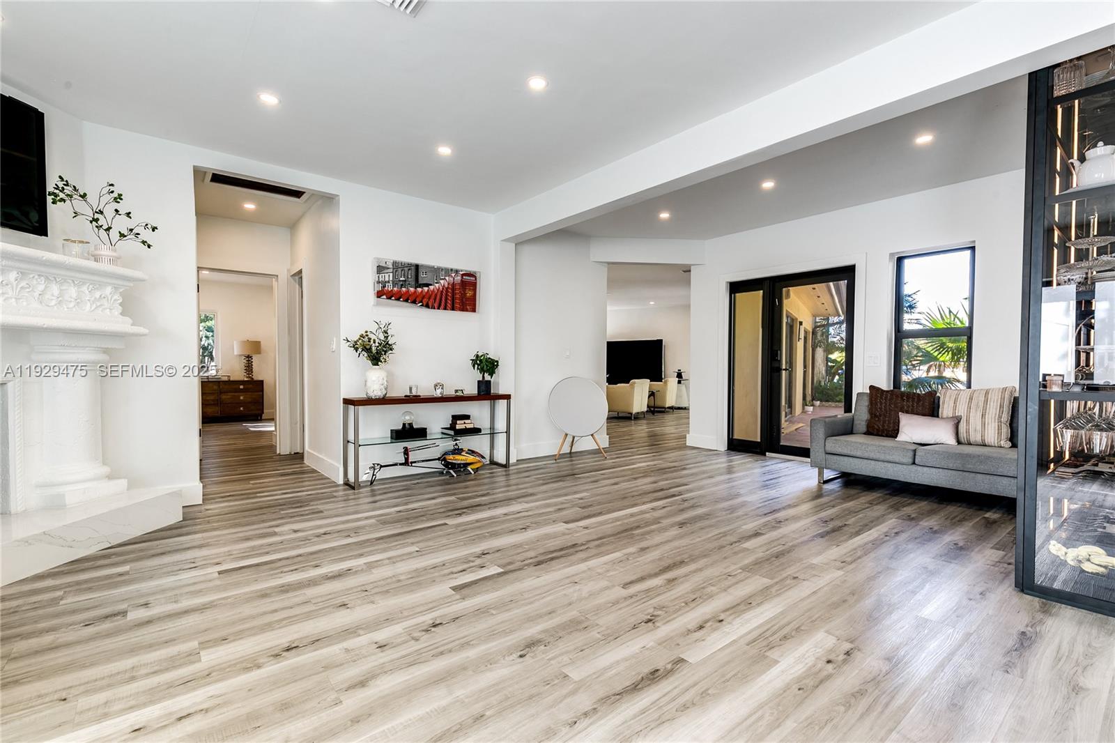 1349 Middle Riv Dr Fort Lauderdale, FL 33308