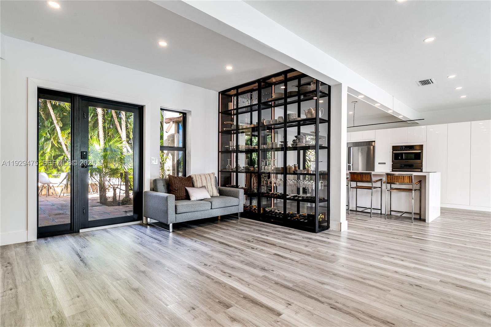 1349 Middle Riv Dr Fort Lauderdale, FL 33308