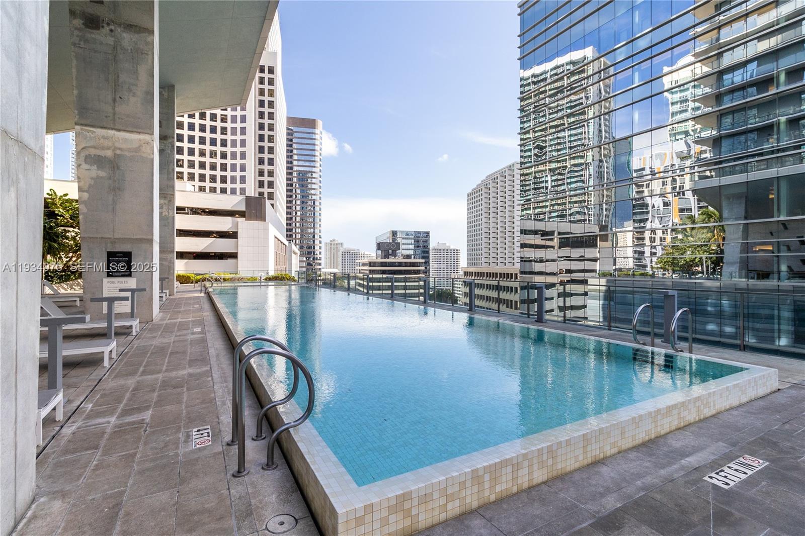 image Reach Brickell City Centre31