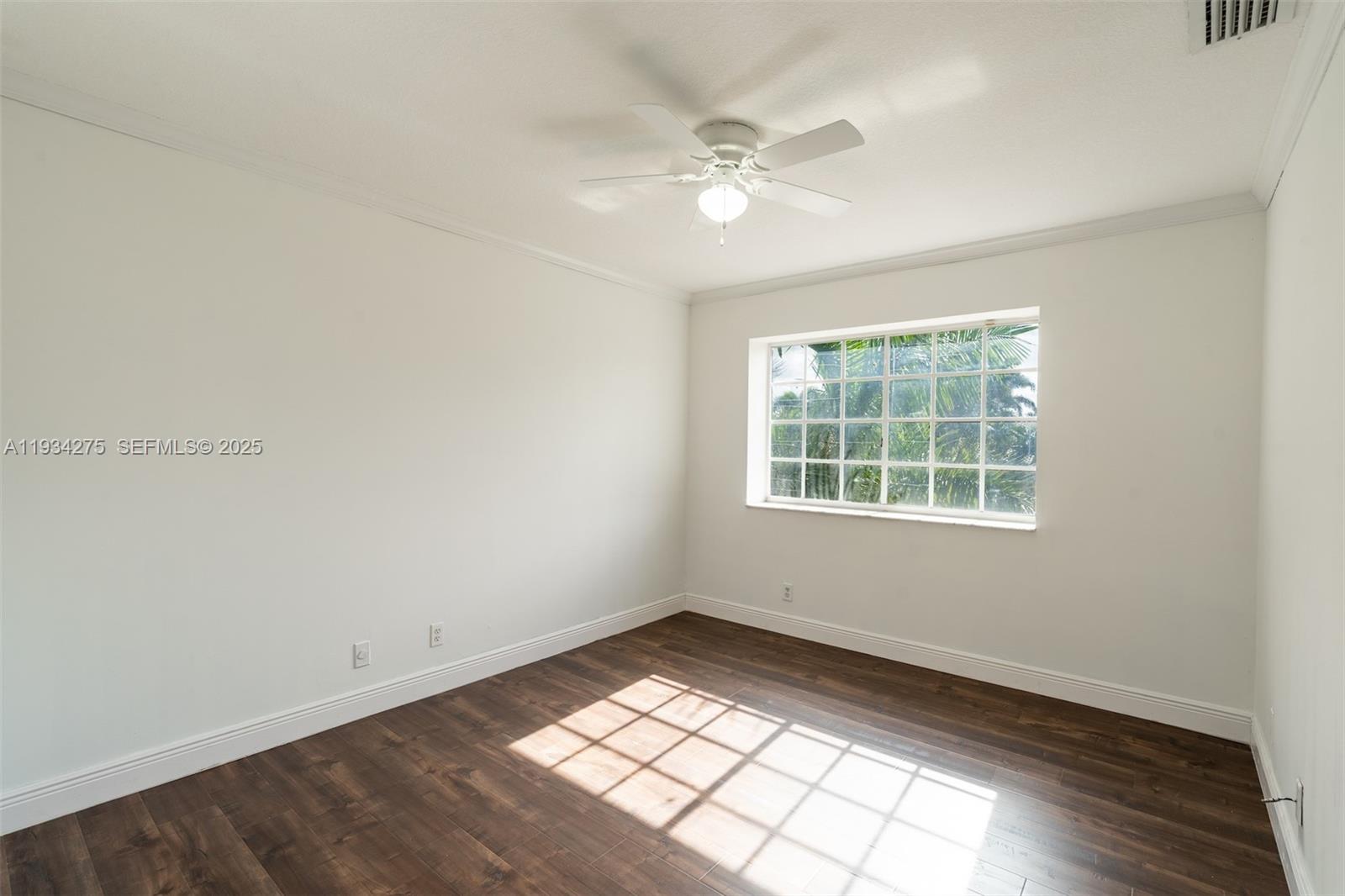 19313 NW 11th St Pembroke Pines, FL 33029