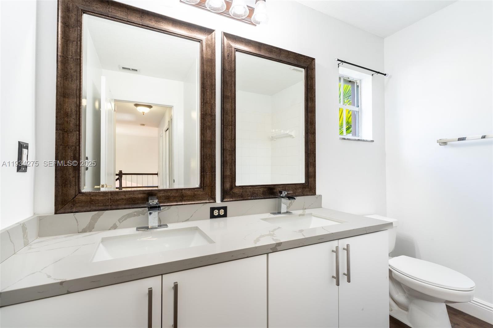 19313 NW 11th St Pembroke Pines, FL 33029