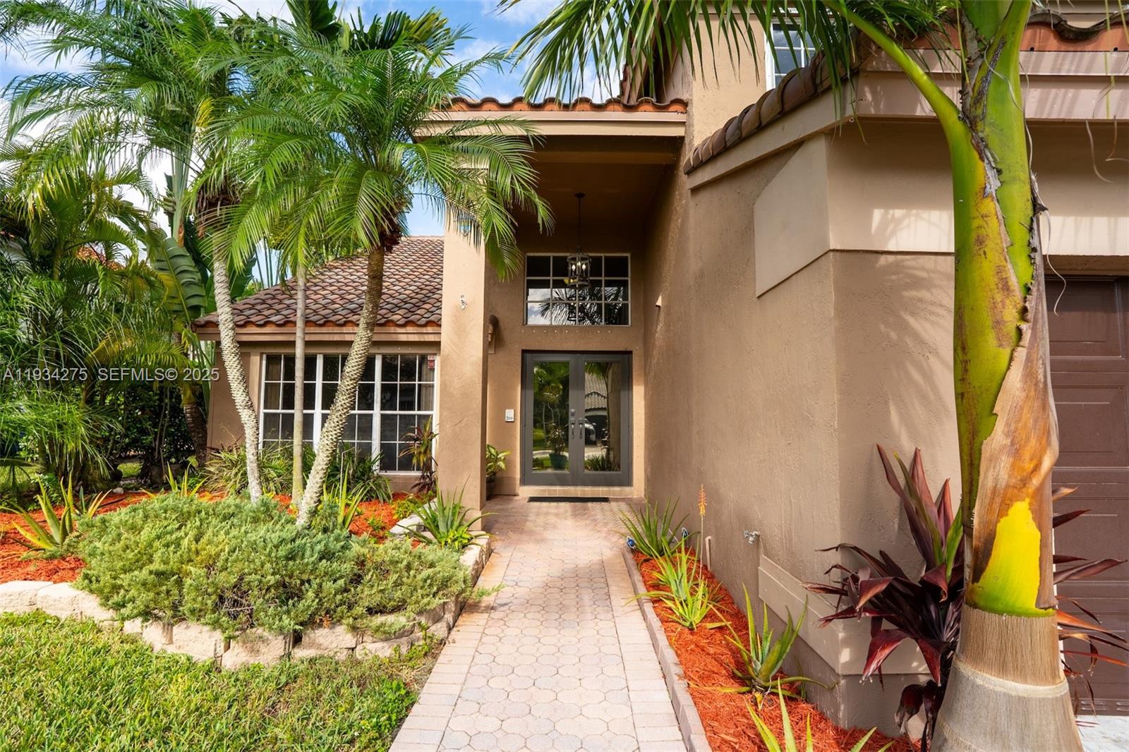 19313 NW 11th St Pembroke Pines, FL 33029