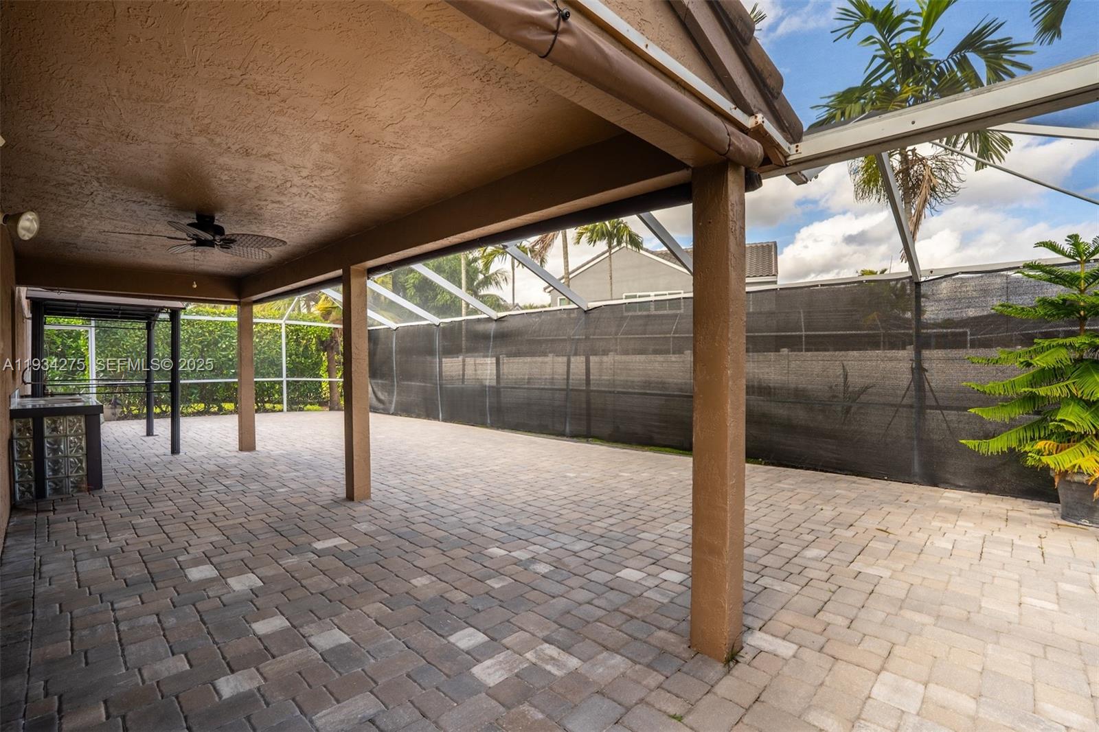 19313 NW 11th St Pembroke Pines, FL 33029