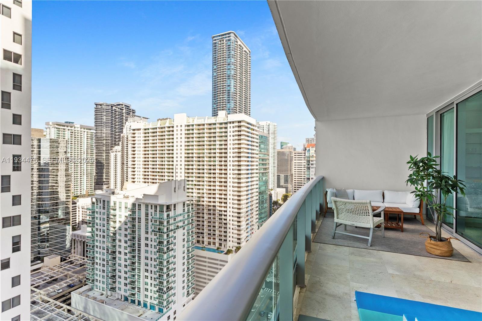image Jade at Brickell Bay34