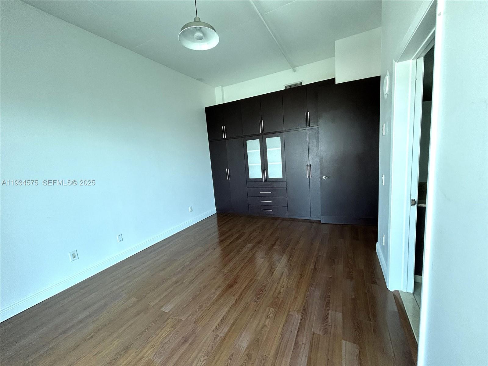 3029 NE 188th St #905 Aventura, FL 33180