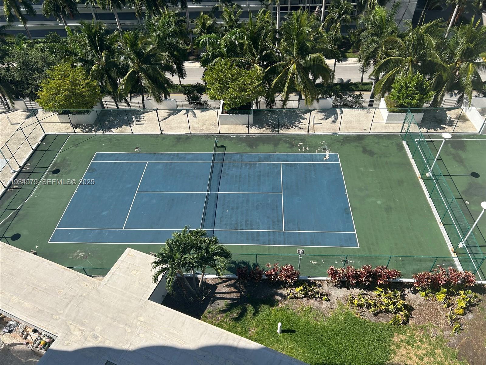 3029 NE 188th St #905 Aventura, FL 33180