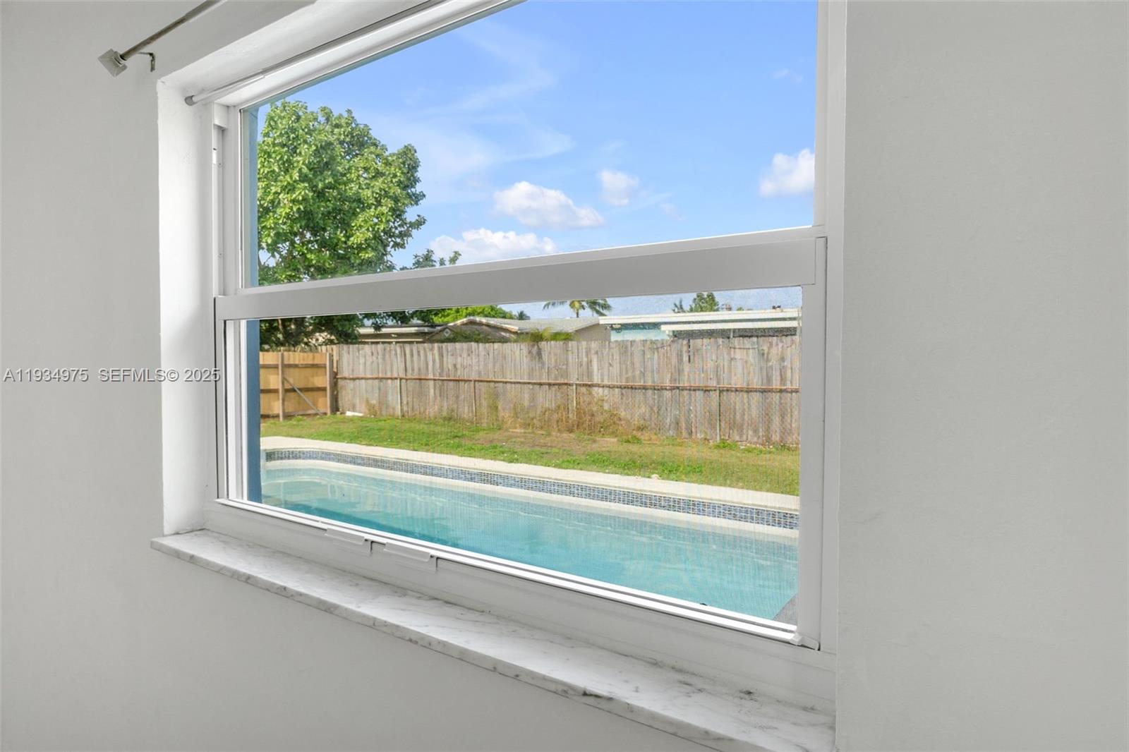 6945 NW 8th Ct Margate, FL 33063