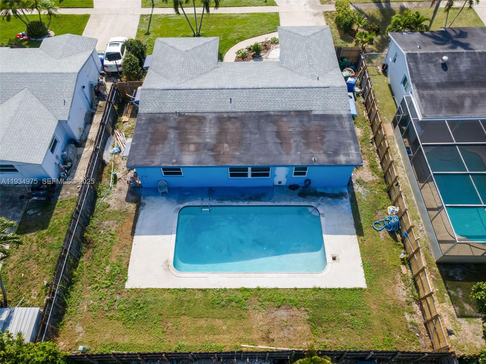 6945 NW 8th Ct Margate, FL 33063