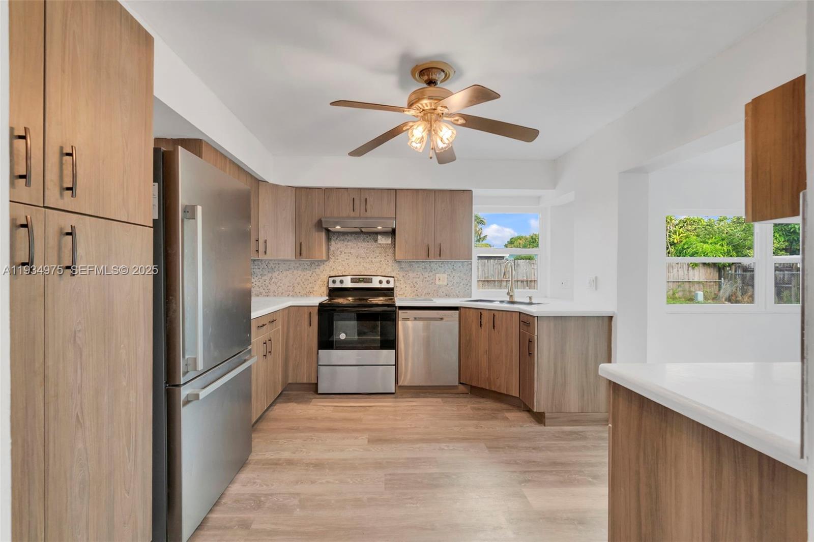 6945 NW 8th Ct Margate, FL 33063