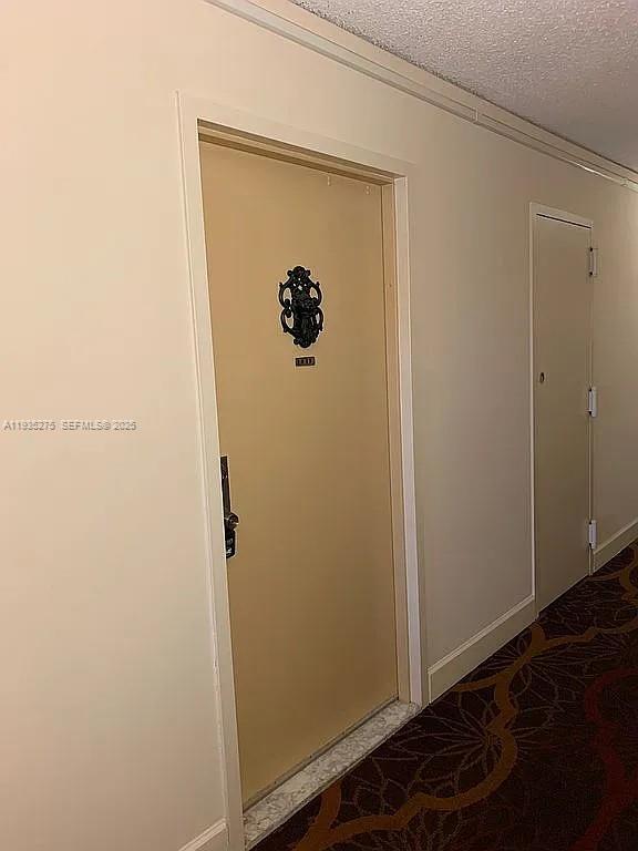 image Winston Towers 50032