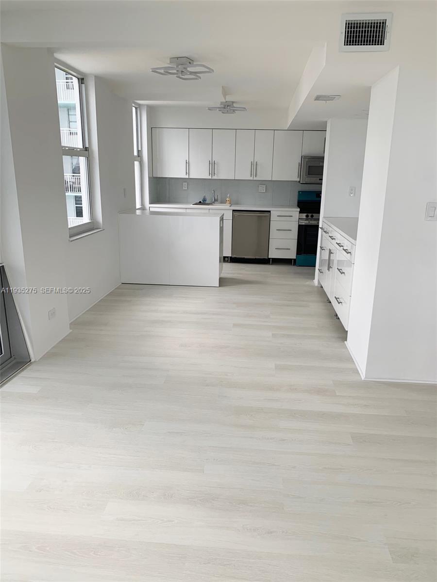 image Winston Towers 5005