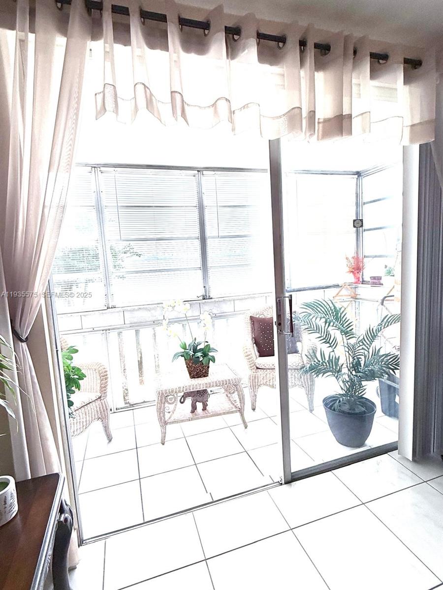 18601 NE 14th Ave #201