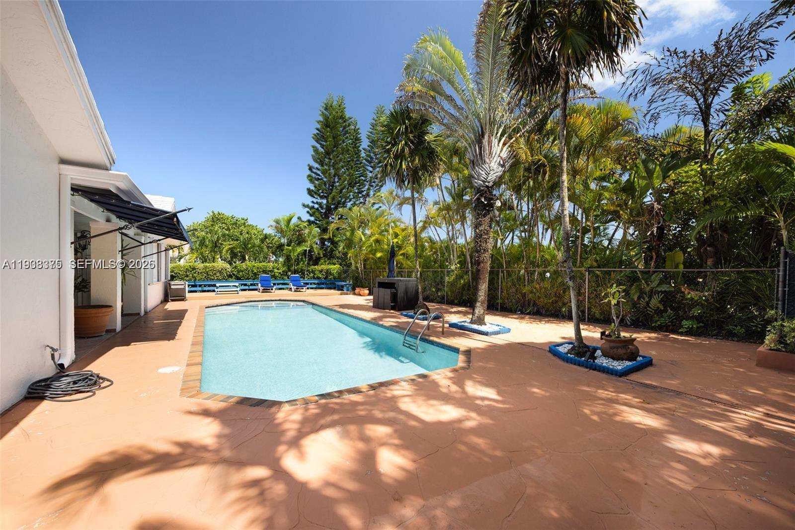 8610 SW 83rd St Miami, FL 33143