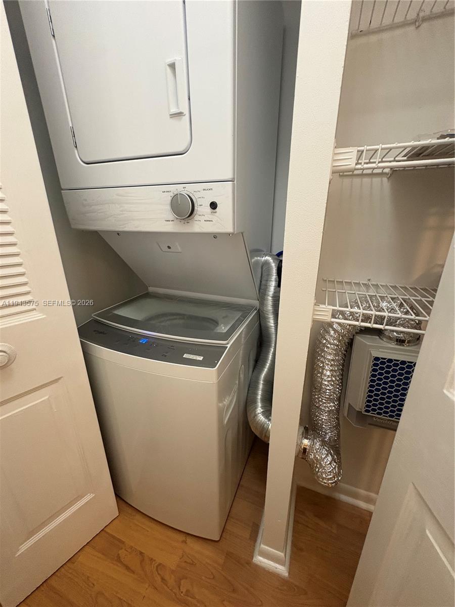 5981 Washington St #215 Hollywood, FL 33023