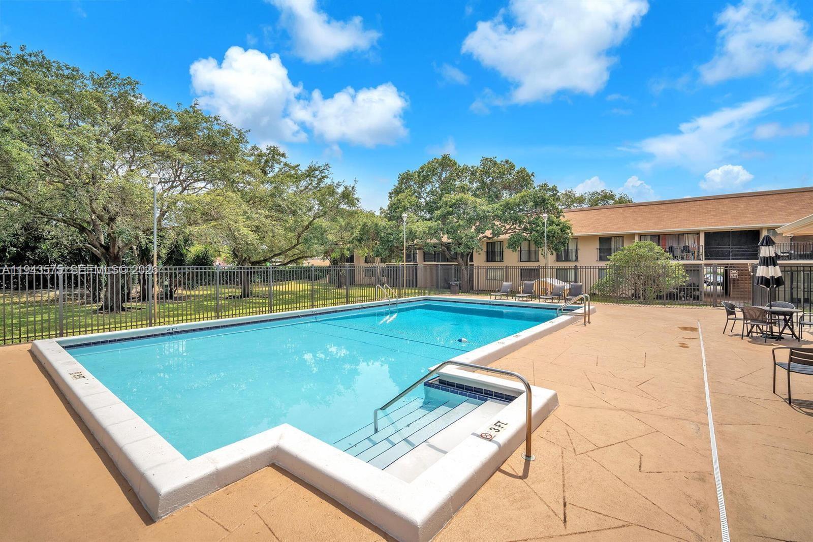 5981 Washington St #215 Hollywood, FL 33023