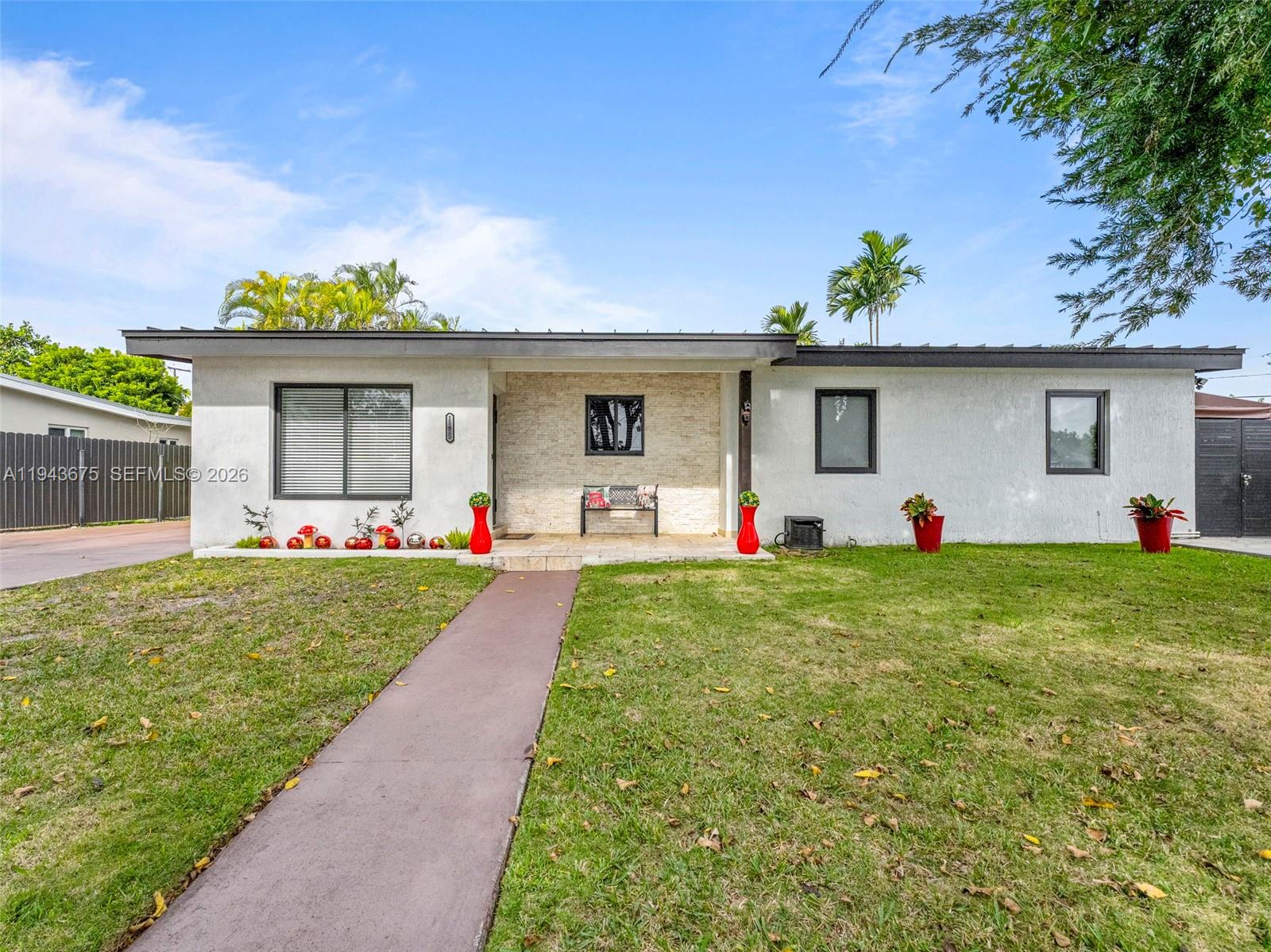 11415 SW 56th St Miami, FL 33165