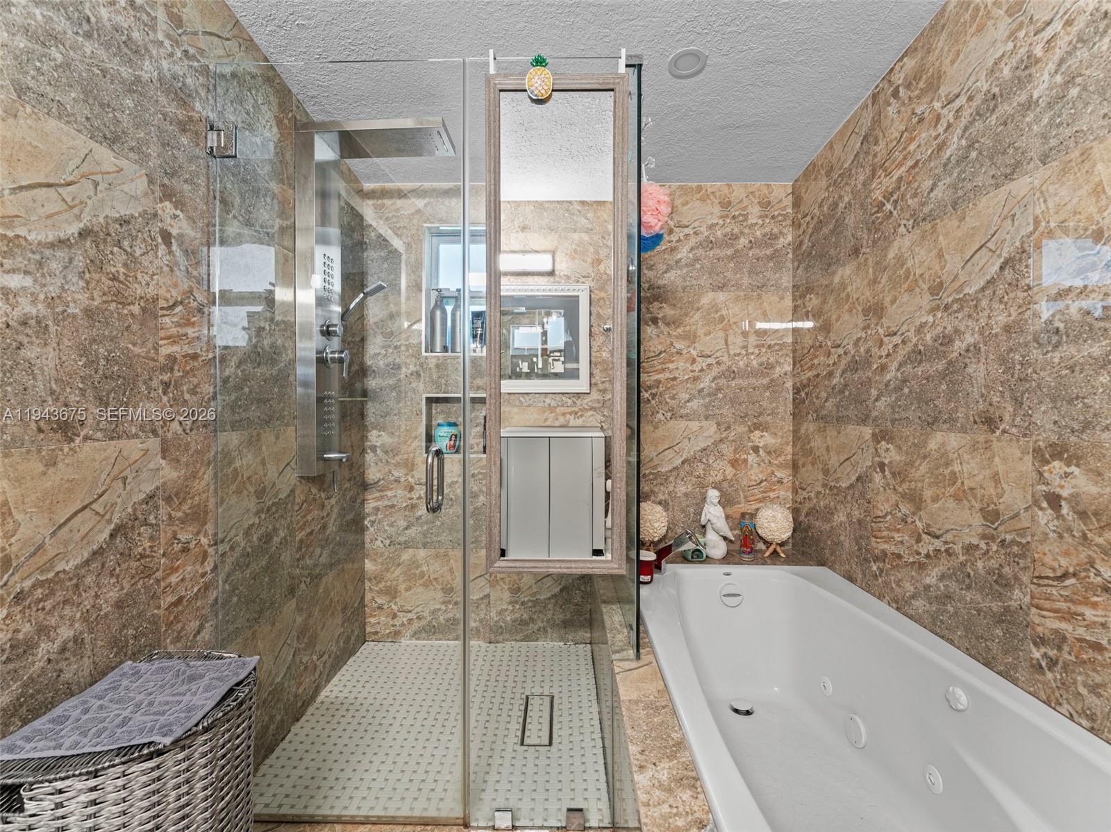 11415 SW 56th St Miami, FL 33165