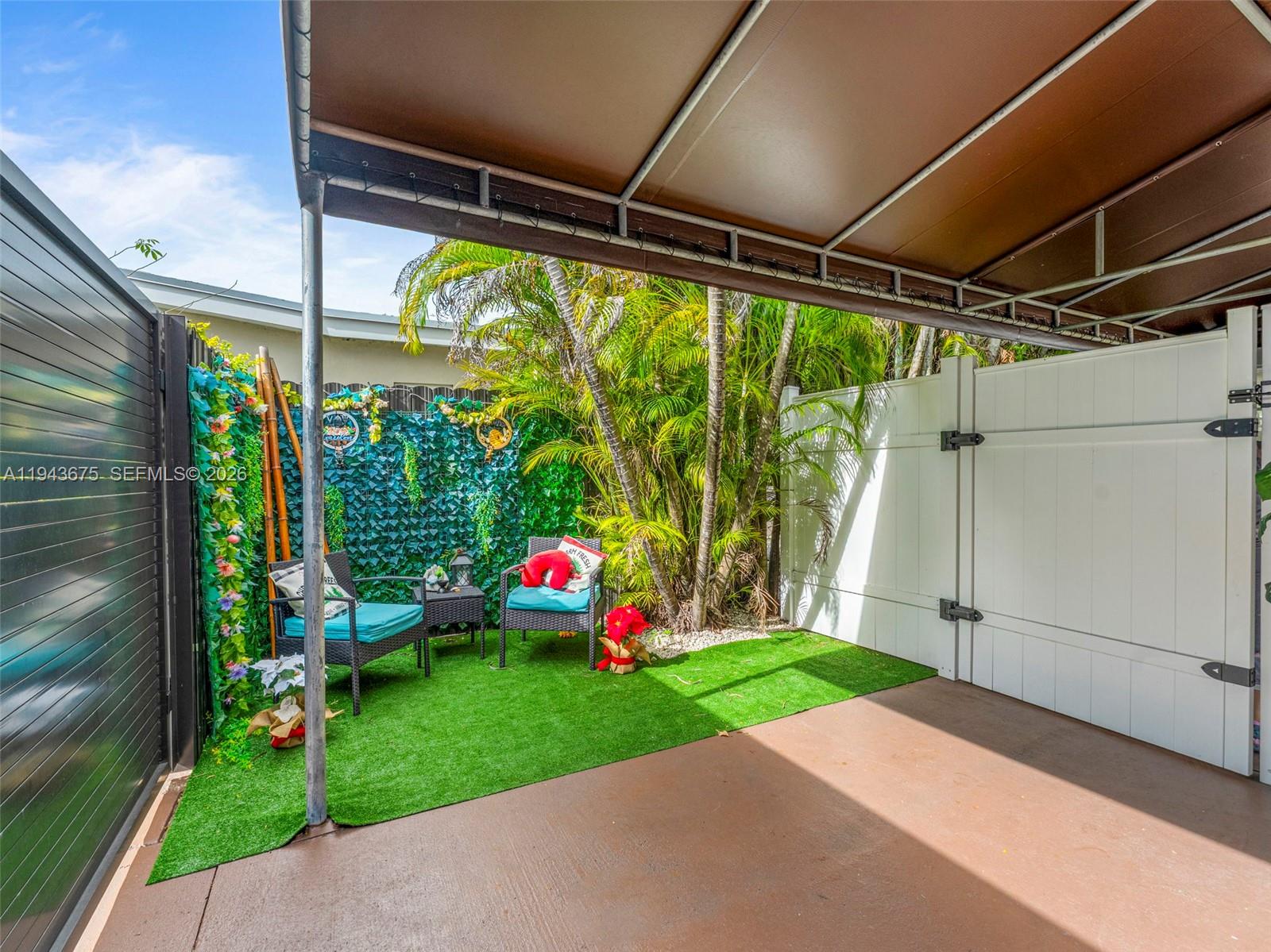 11415 SW 56th St Miami, FL 33165