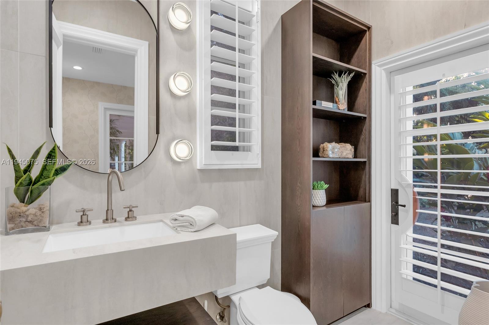 7426 SW 49th Pl Miami, FL 33143