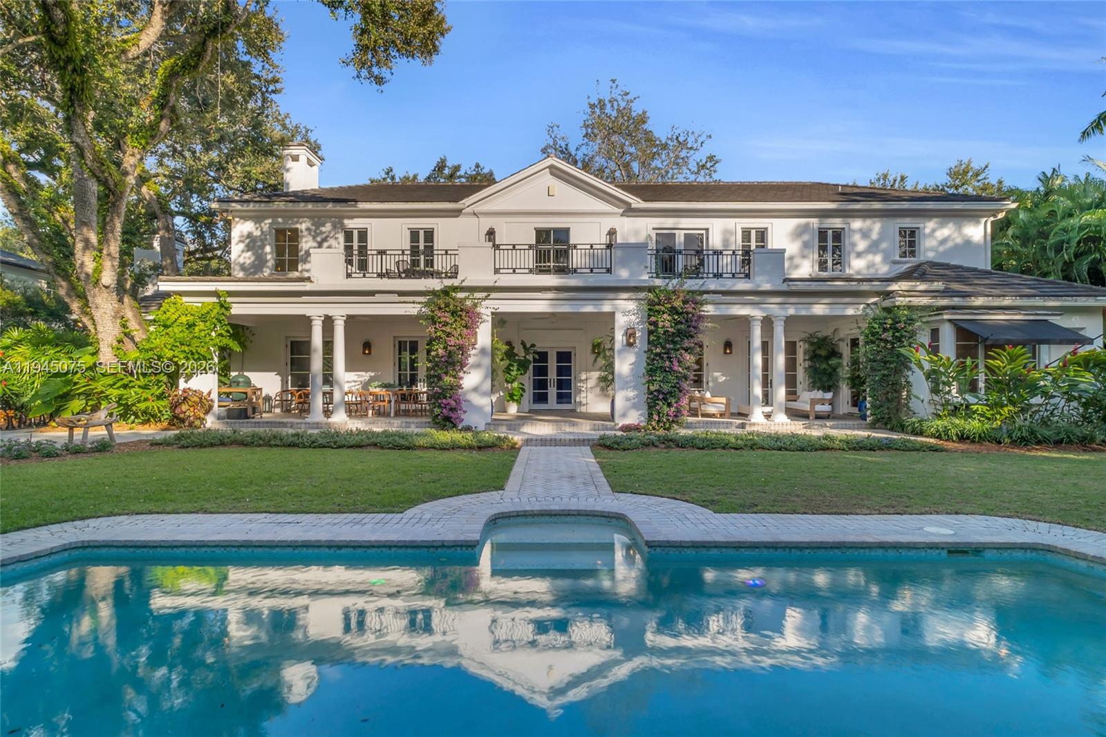 7426 SW 49th Pl Miami, FL 33143