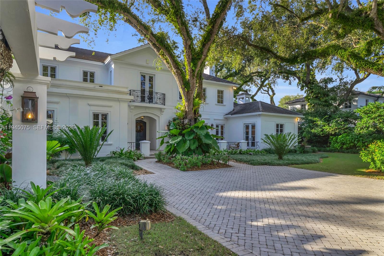 7426 SW 49th Pl Miami, FL 33143