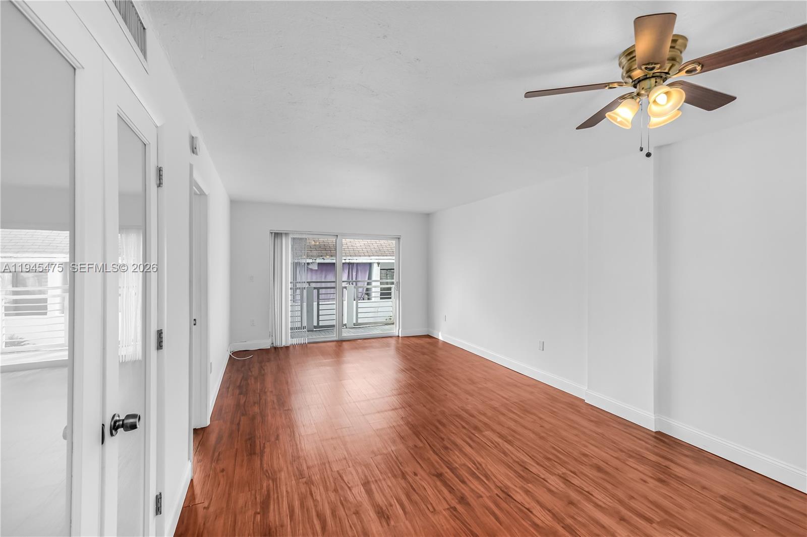 716 Michigan Ave #402