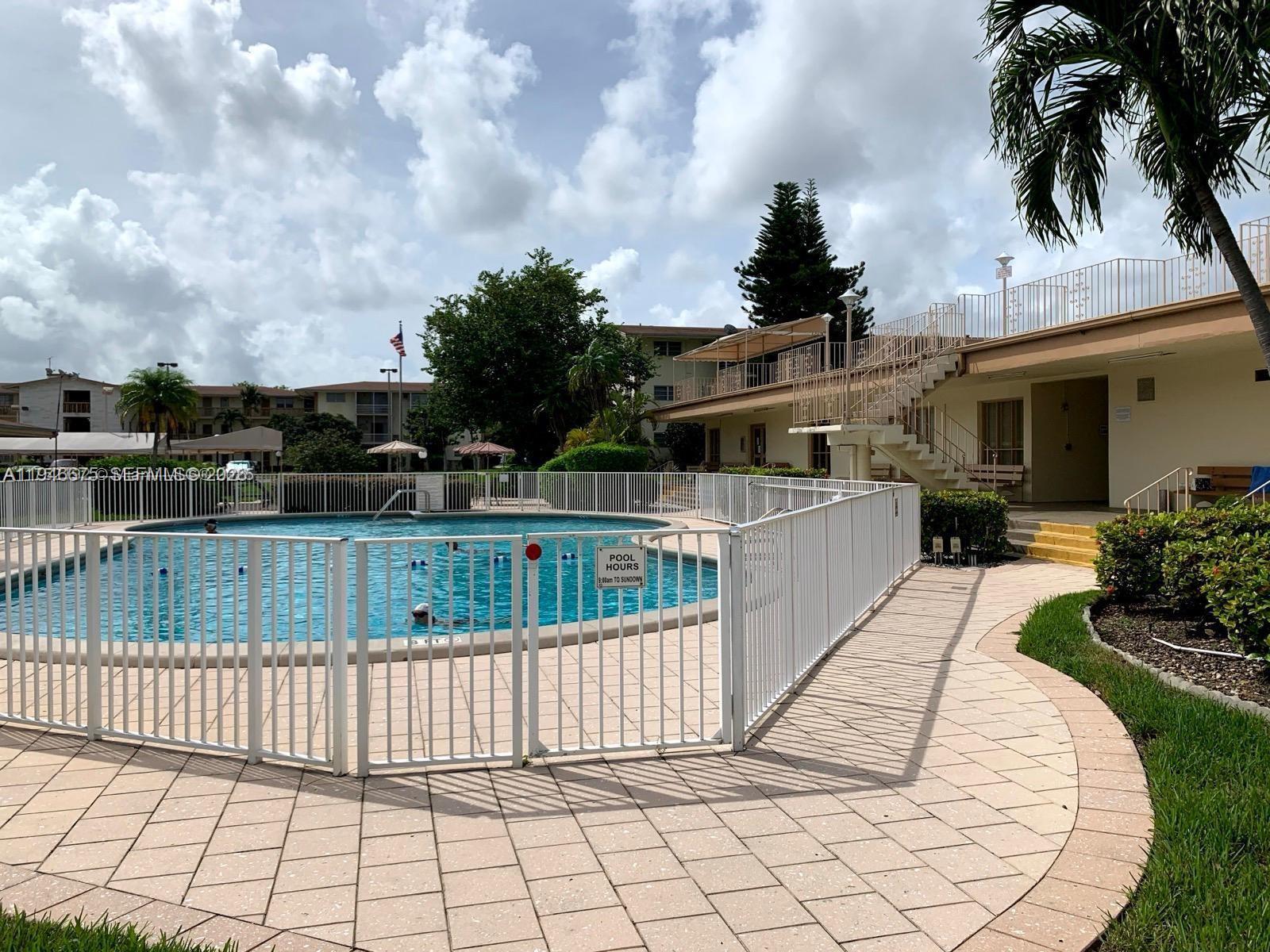 16900 NE 14th Ave #209 Miami, FL 33162