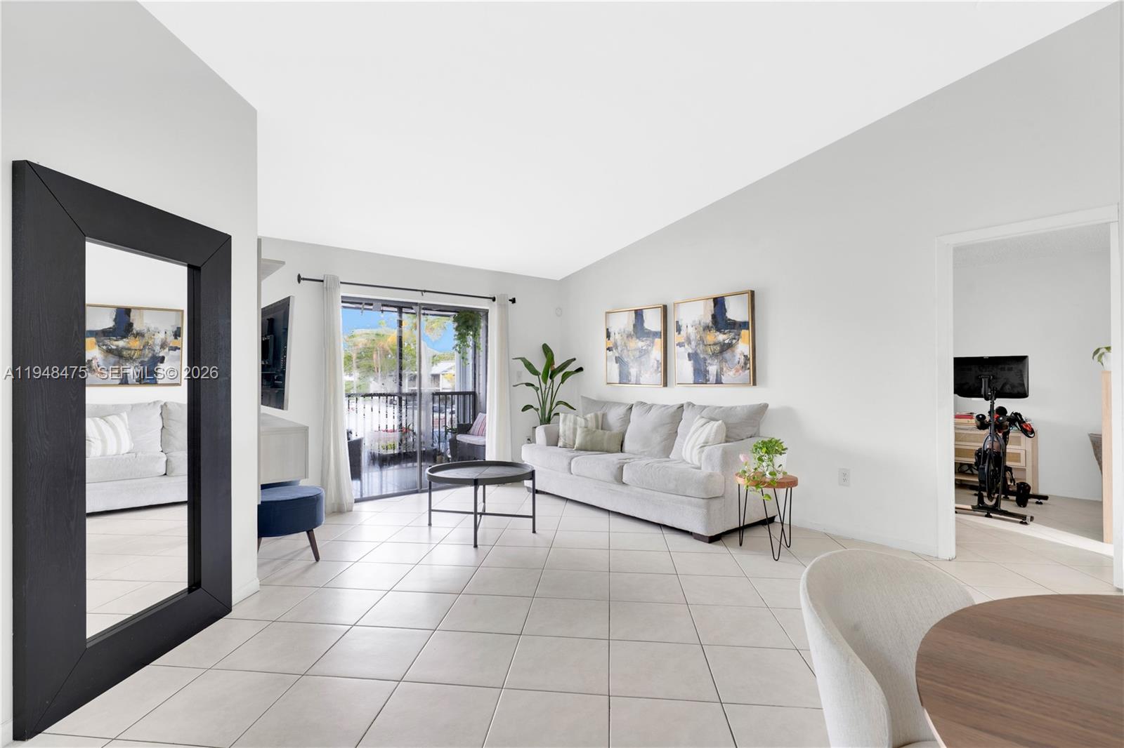 20761 NE 4th Pl #205