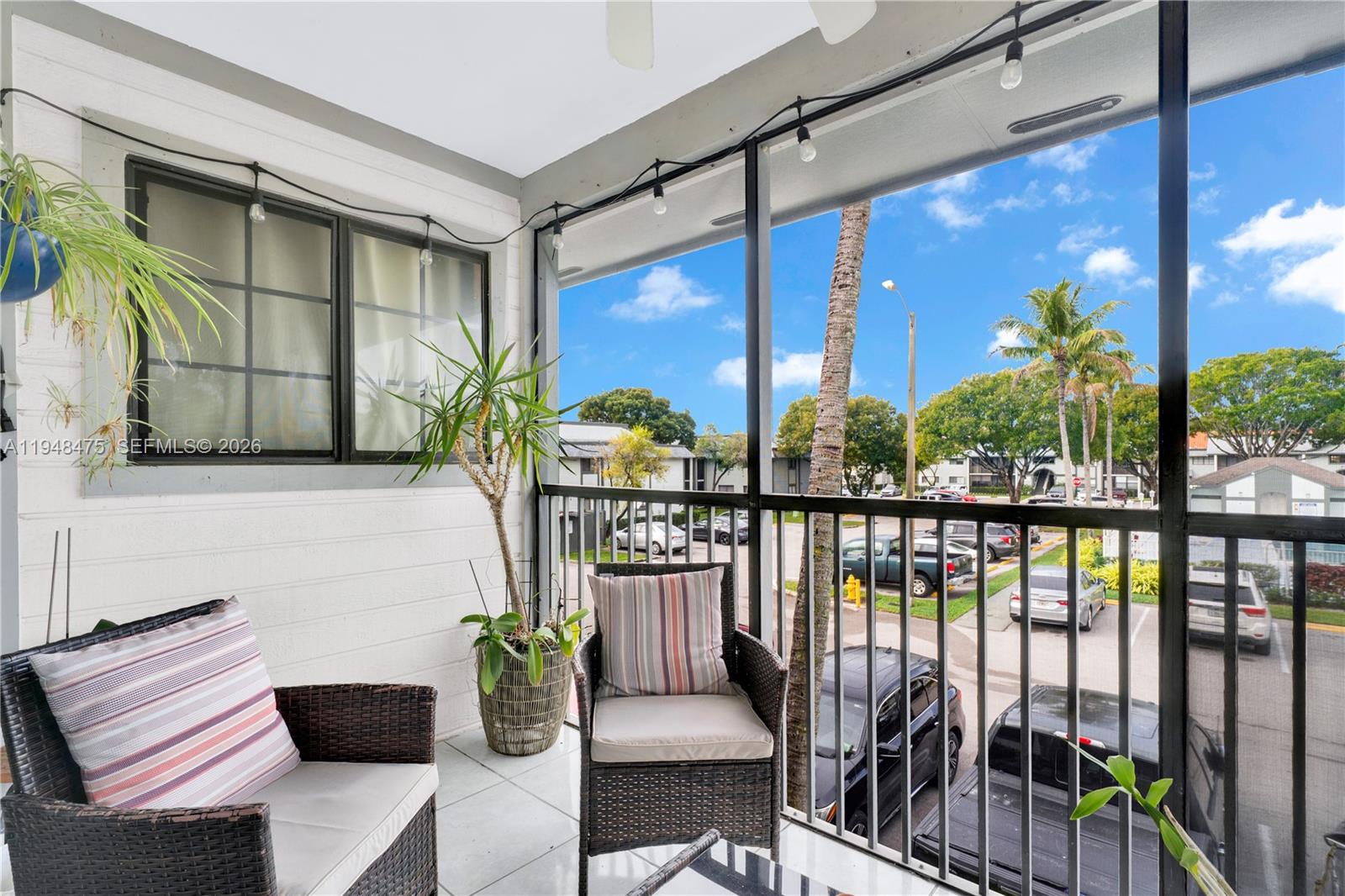 20761 NE 4th Pl #205 Miami, FL 33179