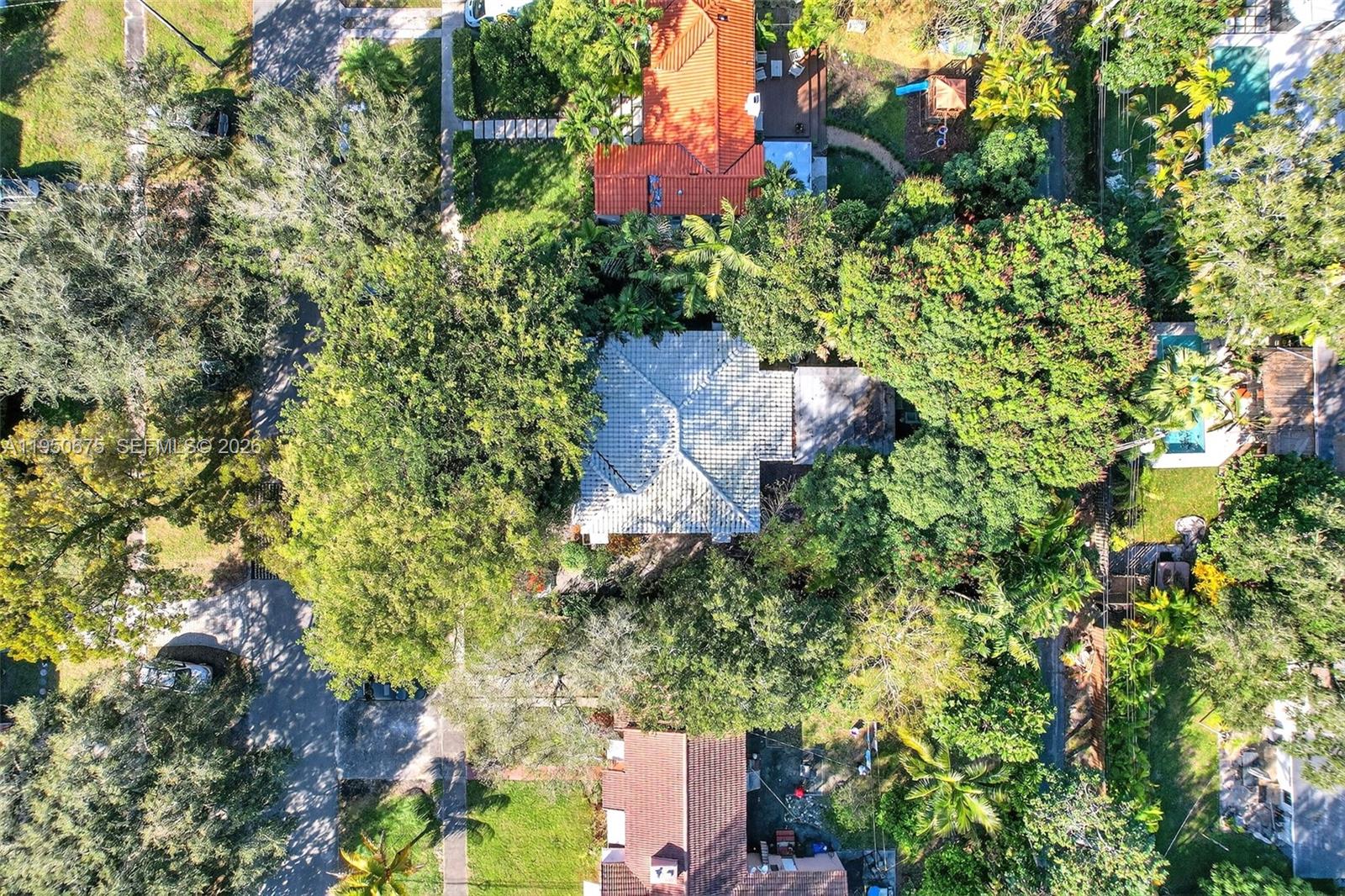 25 NW 104th St Miami Shores, FL 33150