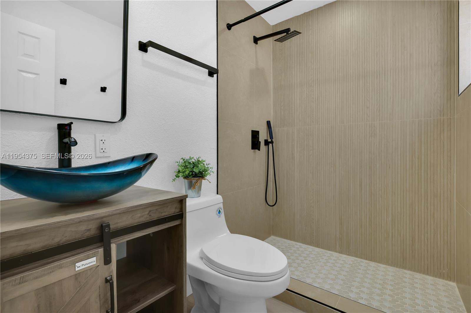 7501 Raleigh St Hollywood, FL 33024