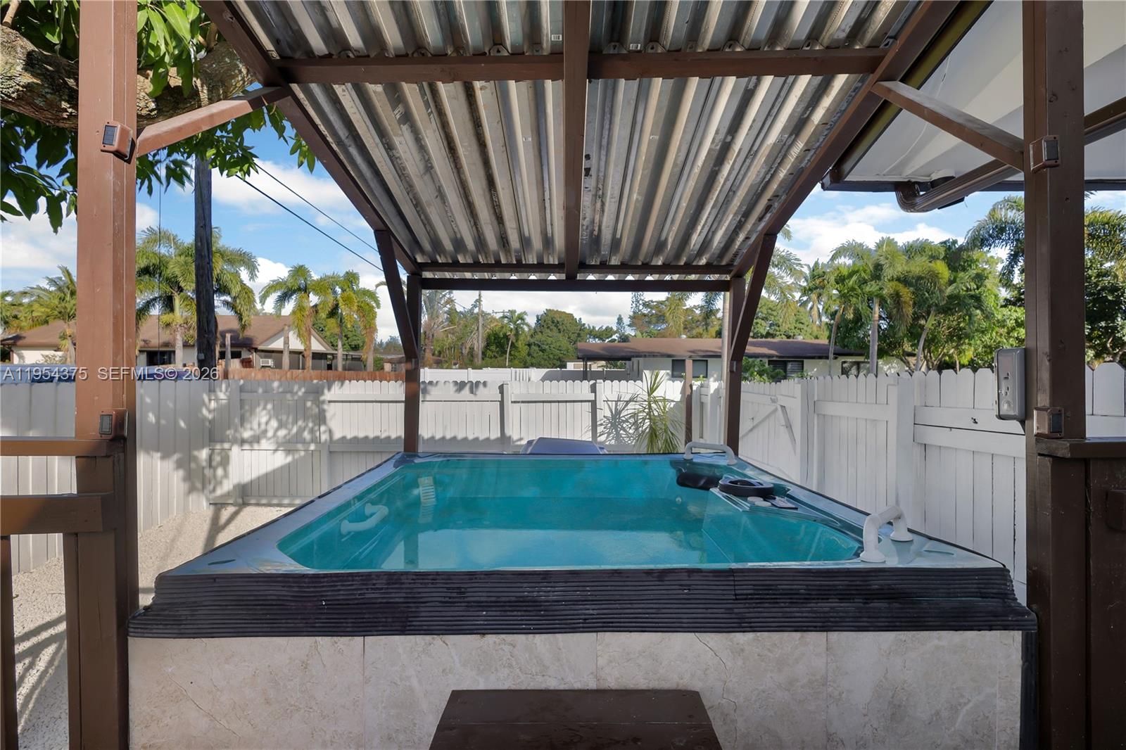 7501 Raleigh St Hollywood, FL 33024