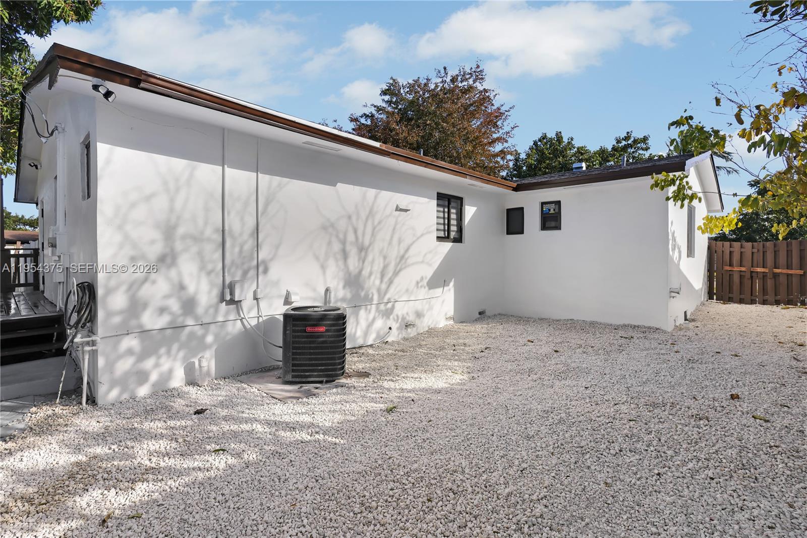 7501 Raleigh St Hollywood, FL 33024