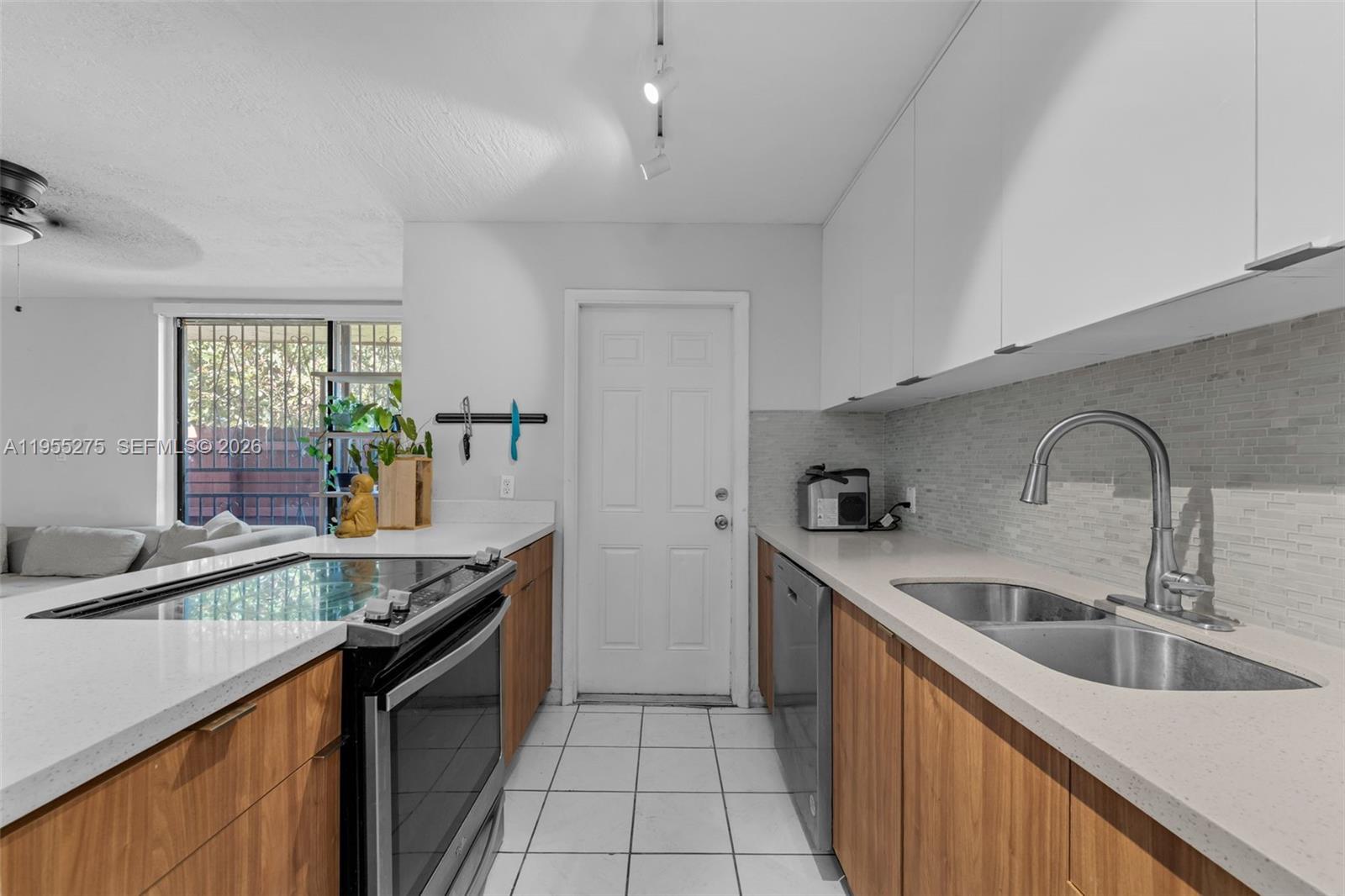 20033 SW 123rd Dr Miami, FL 33177