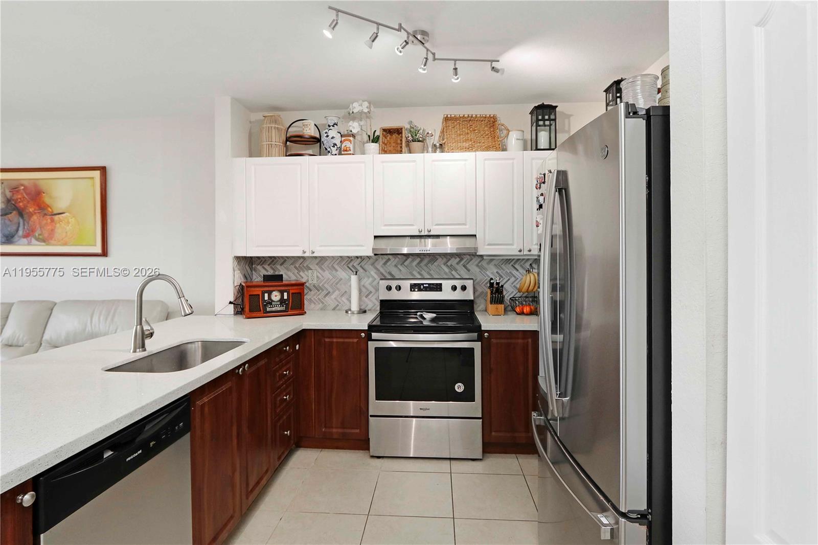 Undisclosed Address Miami, FL 33194