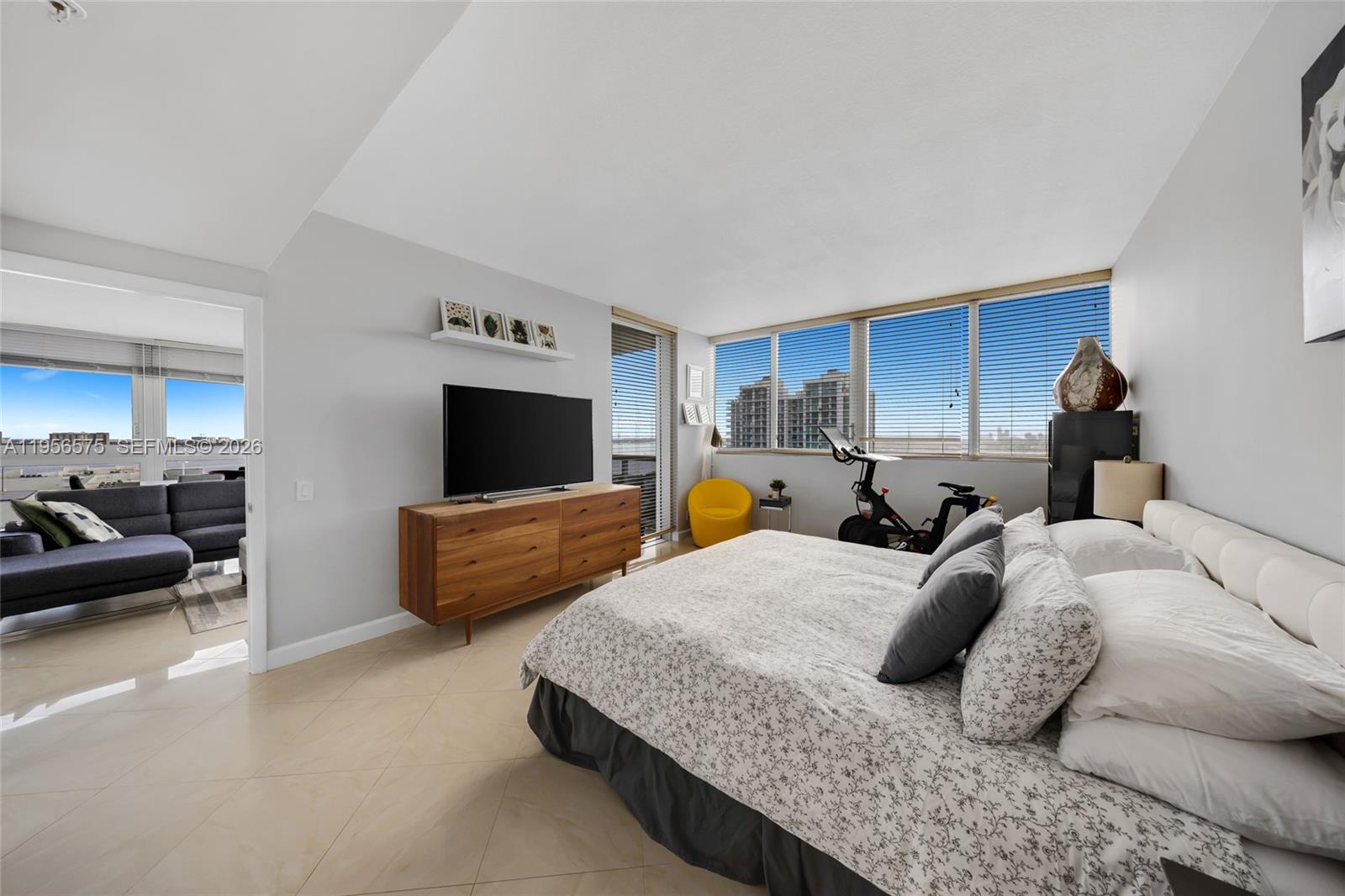 7929 West Dr #1503 North Bay Village, FL 33141