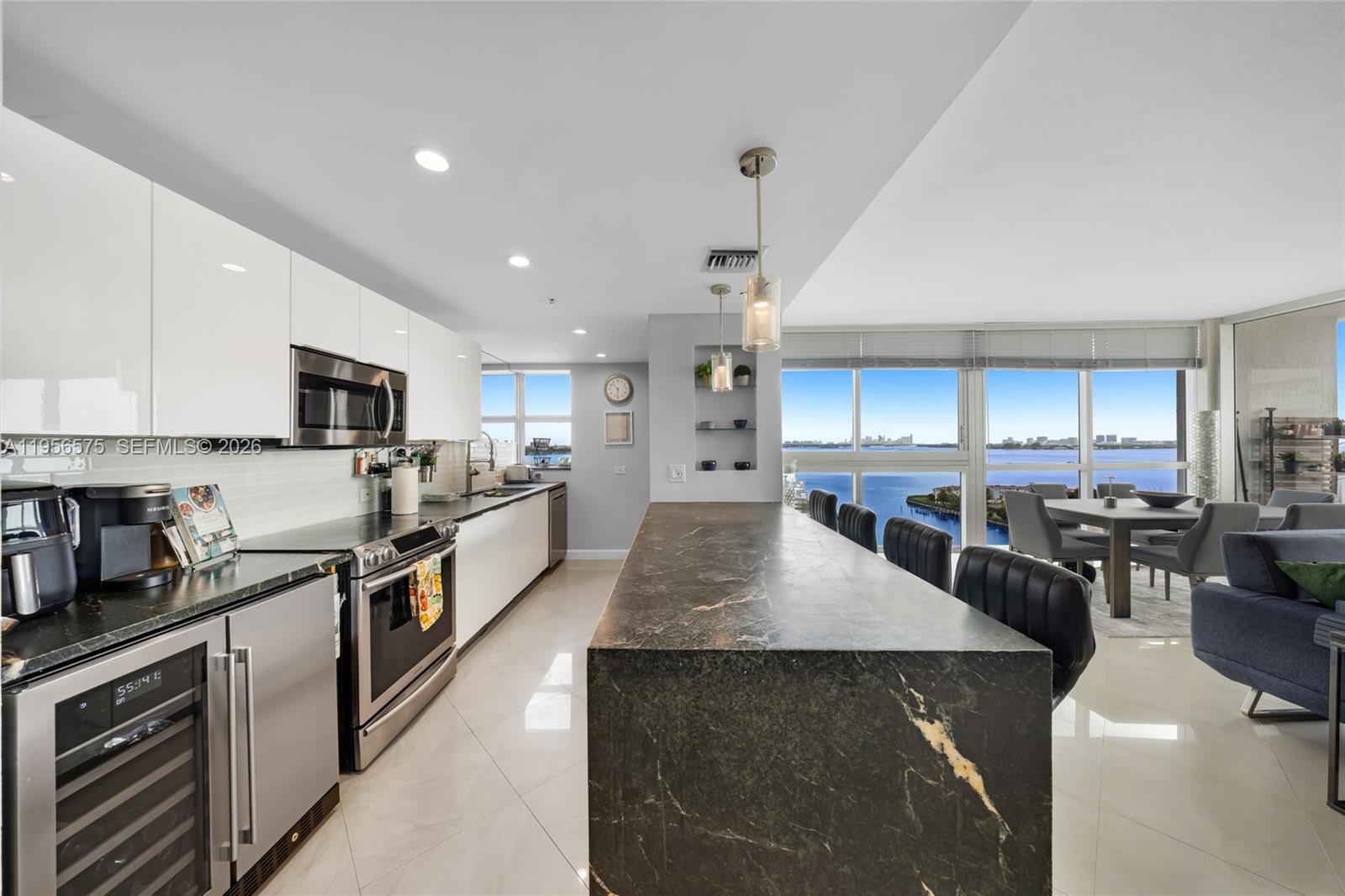 7929 West Dr #1503 North Bay Village, FL 33141